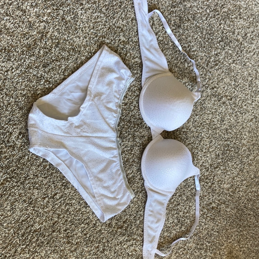 White Women's Intimates Set